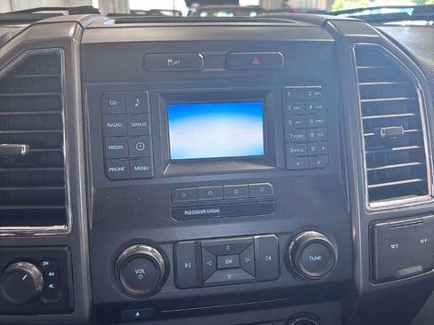 Used 2017 Ford F250 XLT w/ XLT Value Package AWD/4WD image 5