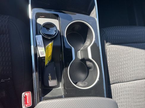 New 2026 Chevrolet Equinox LT image 18