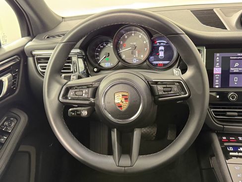 New 2025 Porsche Macan image 29