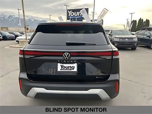 New 2026 Volkswagen Tiguan S image 7