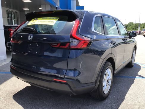 Used 2024 Honda CR-V LX image 7