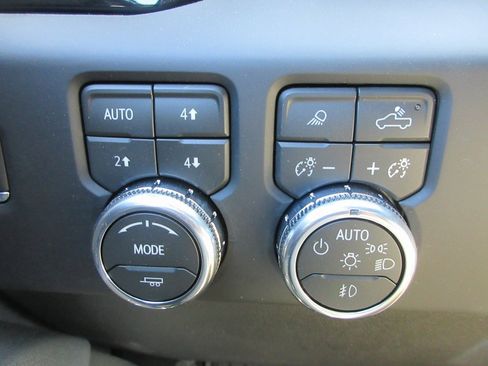 New 2026 GMC Sierra 1500 AT4 image 18