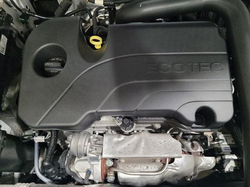 Used 2023 GMC Terrain SLE w/ Driver Convenience Package image 30