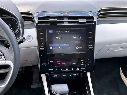 Used 2024 Hyundai Tucson SEL FWD image 6