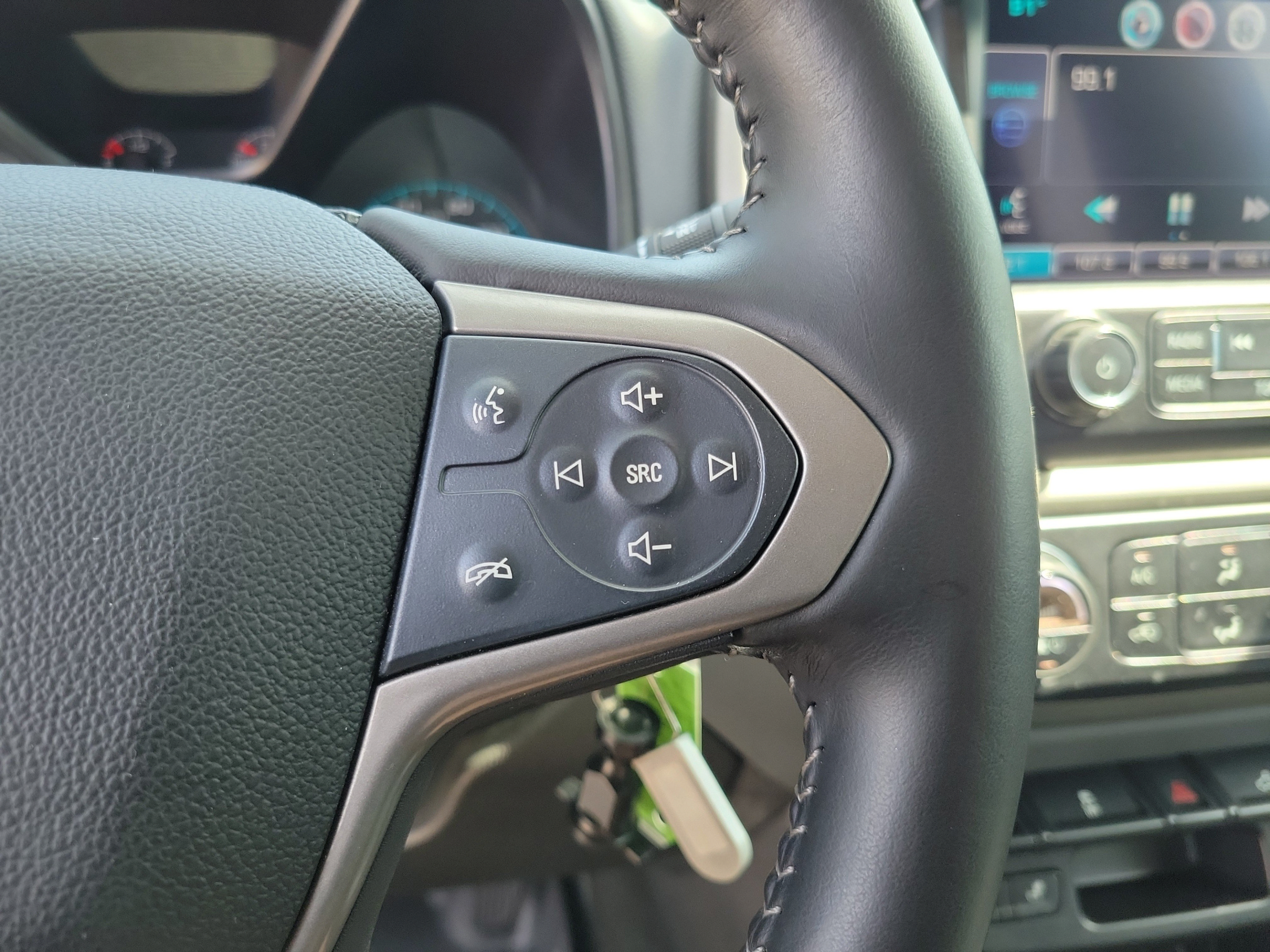 Used 2015 Chevrolet Colorado Z71 RWD image 17