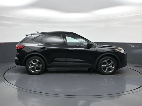 Used 2025 Ford Escape ST-Line Select AWD/4WD image 11