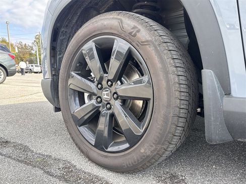 Used 2025 Honda Pilot Black Edition image 7