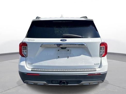 Used 2020 Ford Explorer XLT w/ Equipment Group 202A RWD image 7