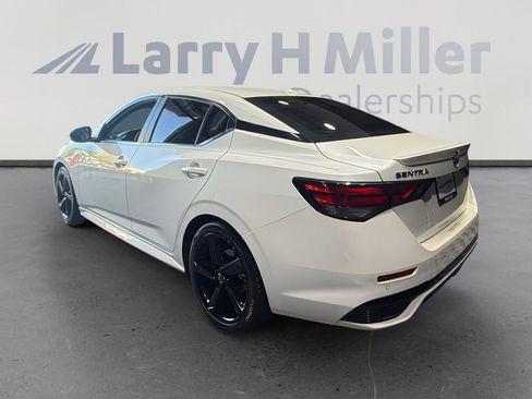 Used 2024 Nissan Sentra SR image 3