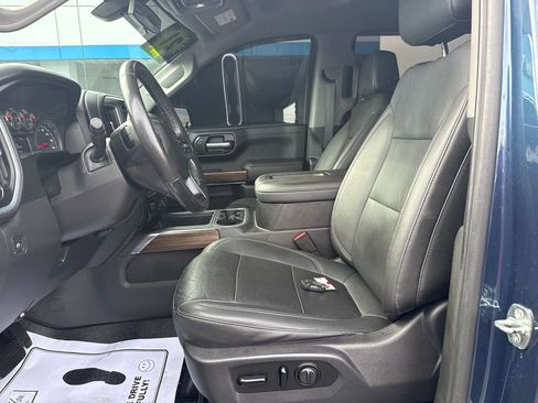 Used 2021 Chevrolet Silverado 1500 LT Trail Boss image 11