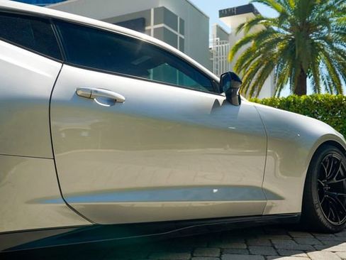 Used 2019 Chevrolet Camaro ZL1 image 29