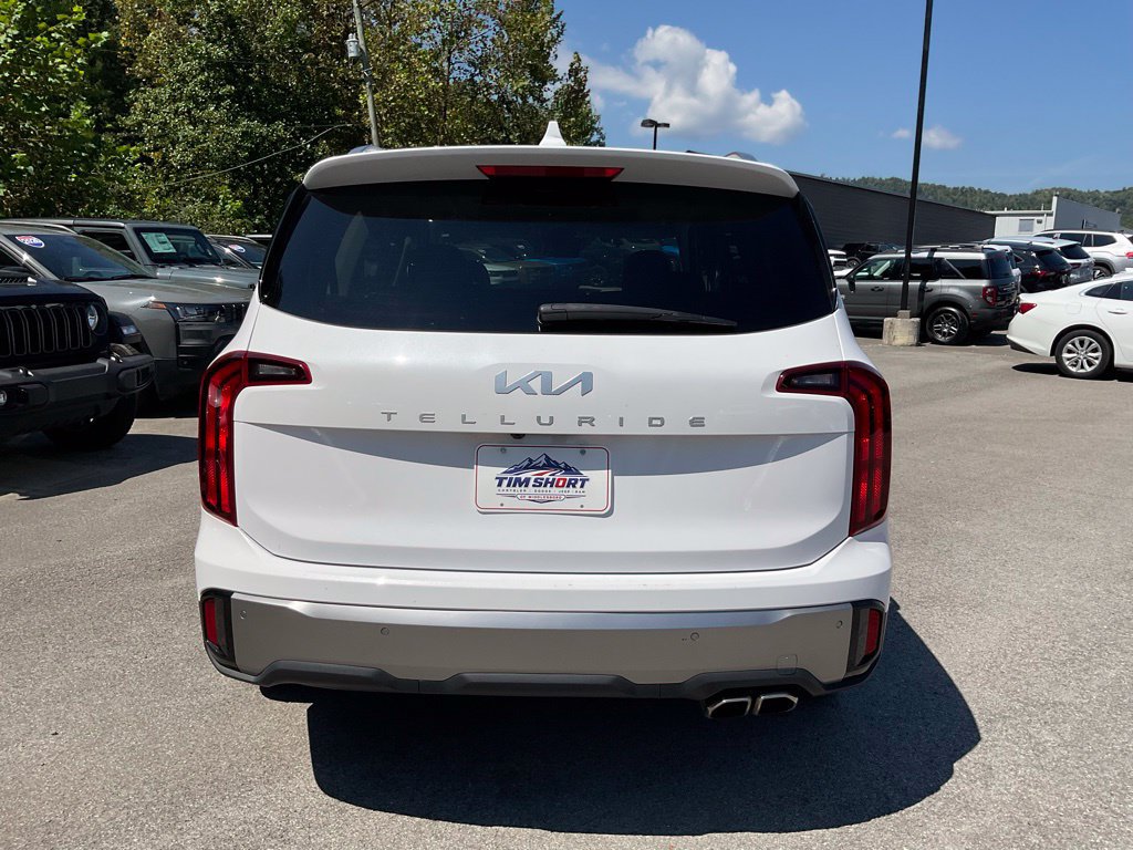 Used 2025 Kia Telluride S FWD image 5