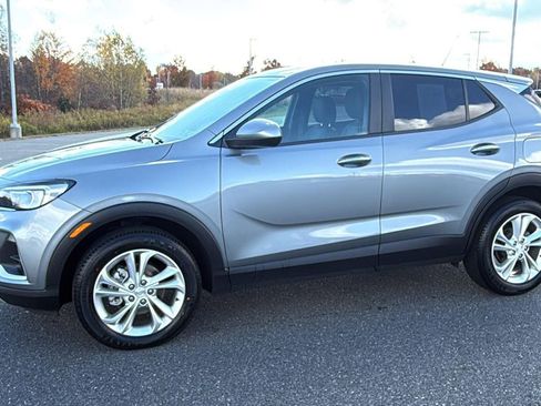 Used 2023 Buick Encore GX Preferred w/ Cold Weather Comfort Package image 12