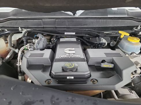 Certified 2021 RAM 3500 Laramie w/ Night Edition image 17