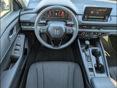 Certified 2025 Honda Accord SE image 8
