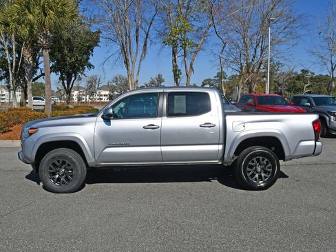 Used 2023 Toyota Tacoma SR5 image 2