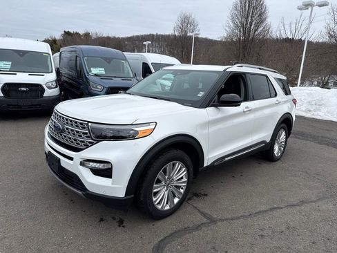 Used 2022 Ford Explorer Limited w/ Hybrid Equipment Group 310A image 3