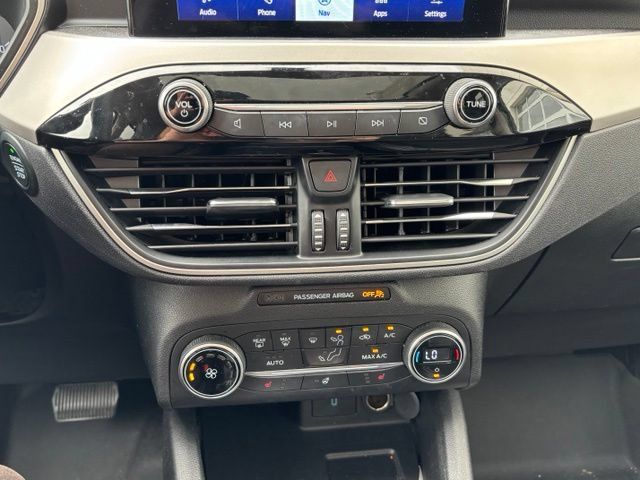Used 2020 Ford Escape SEL FWD image 19