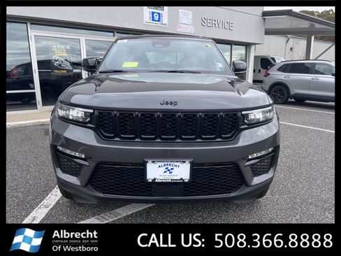 New 2025 Jeep Grand Cherokee Limited image 8