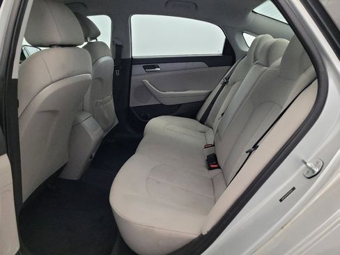 Used 2019 Hyundai Sonata SE FWD image 18