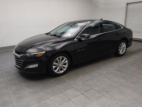 Used 2024 Chevrolet Malibu LT FWD image 2