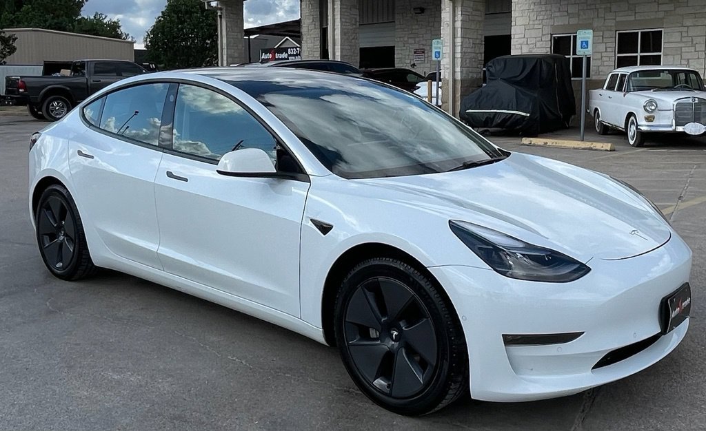 Used 2021 Tesla Model 3 Long Range AWD/4WD image 2