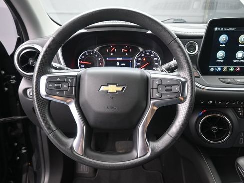 Used 2025 Chevrolet Blazer LT FWD image 27
