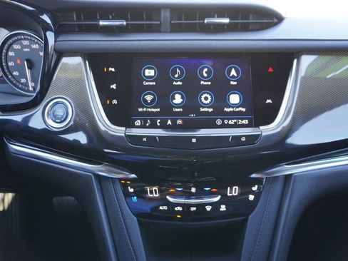 Used 2020 Cadillac XT6 Premium Luxury w/ Platinum Package image 13
