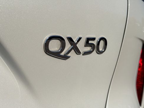Used 2022 INFINITI QX50 Autograph image 11