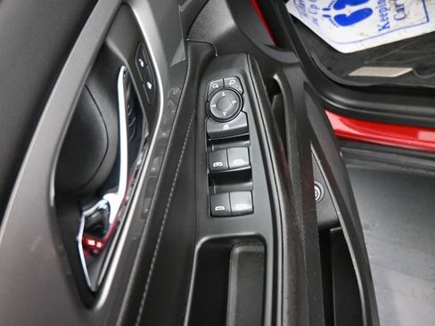 Used 2023 Chevrolet Traverse LT image 13