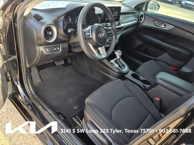 Certified 2021 Kia Forte Sedan FWD image 16