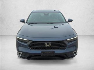 Used 2023 Honda Accord Touring video 2