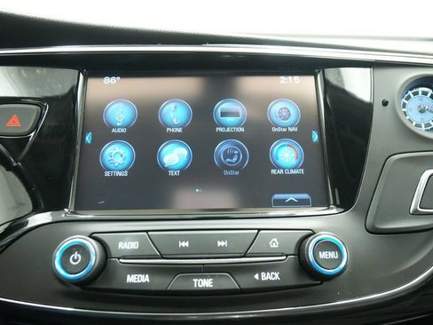 Used 2018 Buick Envision Essence AWD/4WD image 33