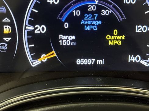 Used 2020 Jeep Grand Cherokee Altitude AWD/4WD image 12