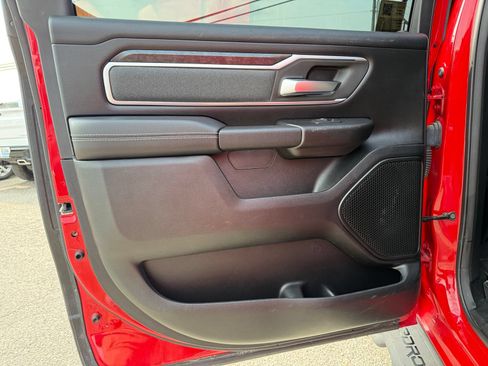 Used 2021 RAM 1500 Big Horn AWD/4WD image 25