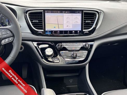 New 2026 Chrysler Pacifica Limited w/ S Appearance Package image 37