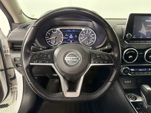 Used 2020 Nissan Sentra SV FWD image 12