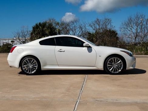 Used 2014 INFINITI Q60 Journey w/ Premium Package image 3