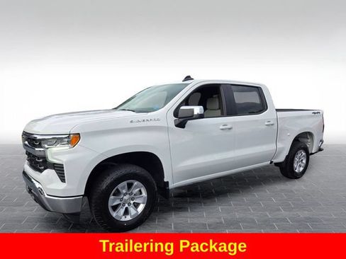 Used 2025 Chevrolet Silverado 1500 LT AWD/4WD image 4