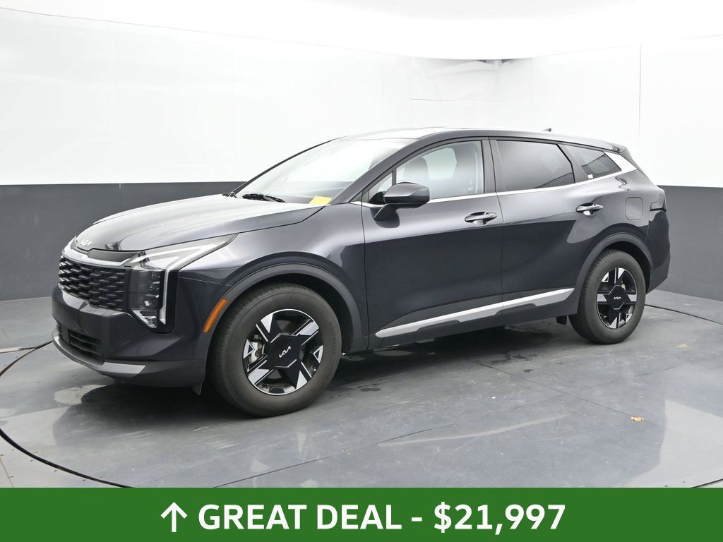 Used 2026 Kia Sportage LX FWD image 9