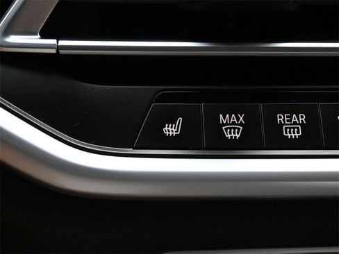 Used 2022 BMW X5 sDrive40i w/ M Sport Package image 14