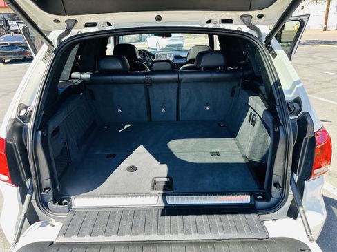 Used 2017 BMW X5 xDrive40e image 34