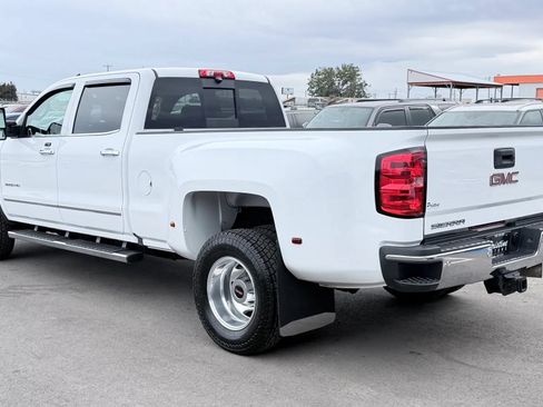 Used 2019 GMC Sierra 3500 SLT w/ Duramax Plus Package AWD/4WD image 14
