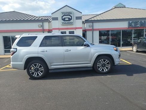 Certified 2023 Toyota 4Runner Limited AWD/4WD image 5