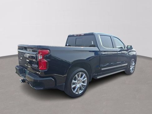 Certified 2024 Chevrolet Silverado 1500 High Country AWD/4WD image 6