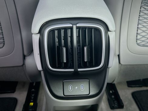 Used 2024 Hyundai Ioniq 6 SEL image 28