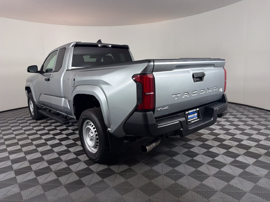Used 2024 Toyota Tacoma SR AWD/4WD image 5