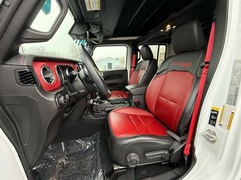 Certified 2023 Jeep Wrangler Unlimited Rubicon 392 image 19