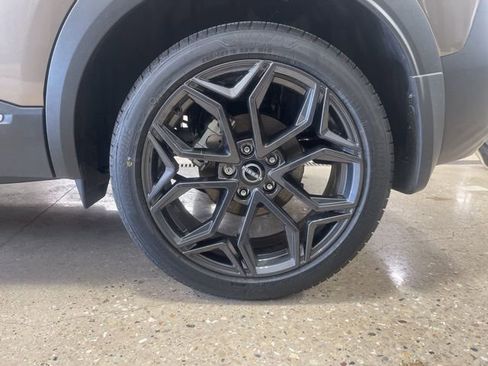 New 2026 Nissan Kicks SR w/ Cold Weather Package image 37