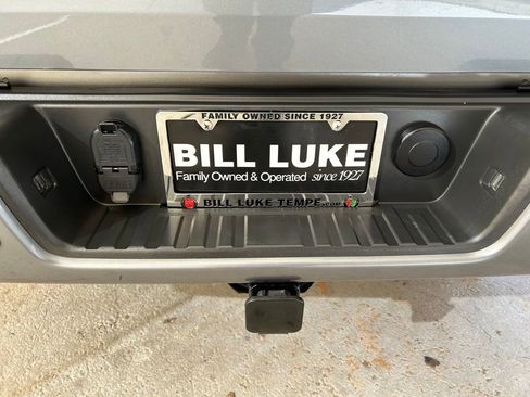 Used 2021 Chevrolet Colorado Z71 w/ Safety Package image 6